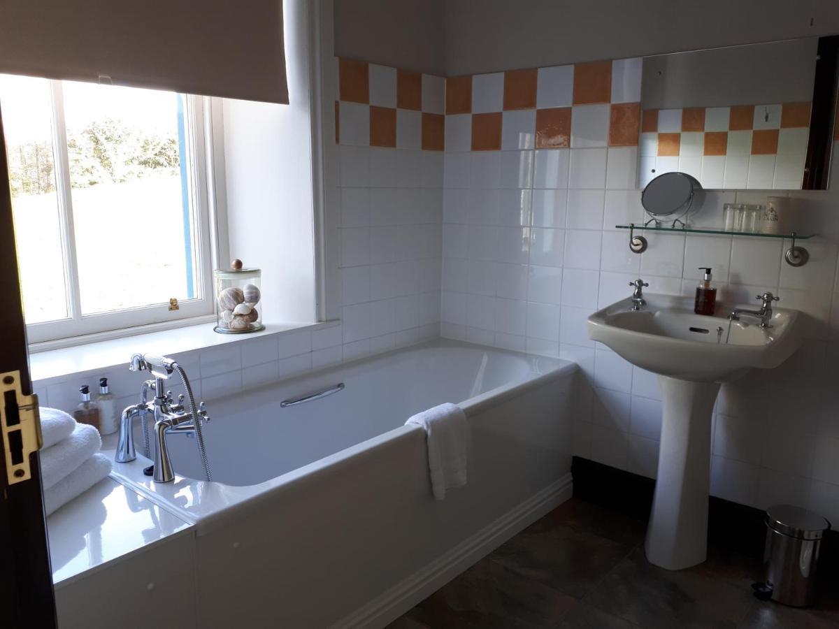 Corsewall Arms Guest House سْترانرير المظهر الخارجي الصورة